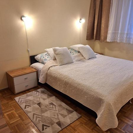 Gvadanyi Rezidencia Apartment Budapest Bagian luar foto