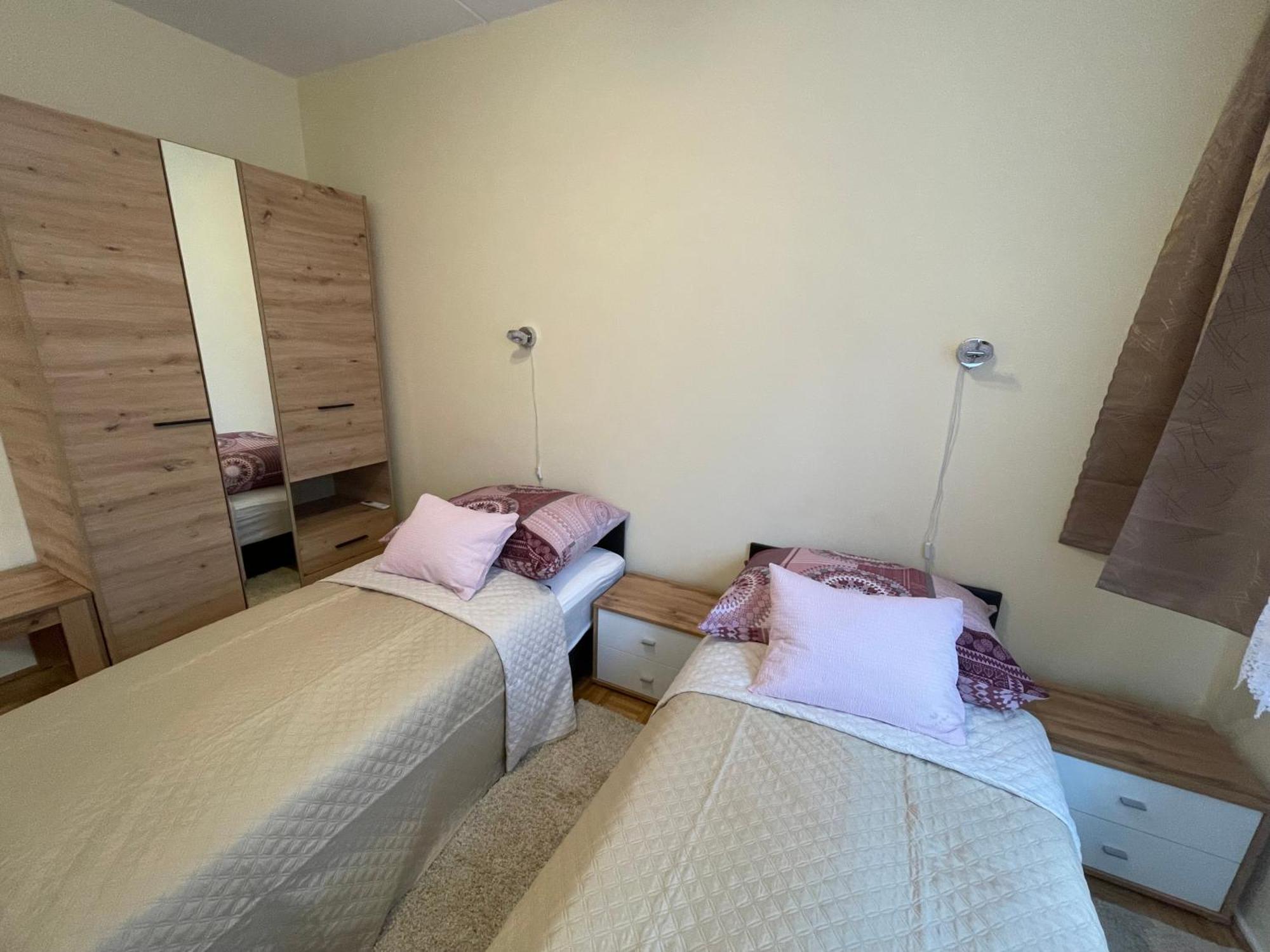 Gvadanyi Rezidencia Apartment Budapest Bagian luar foto